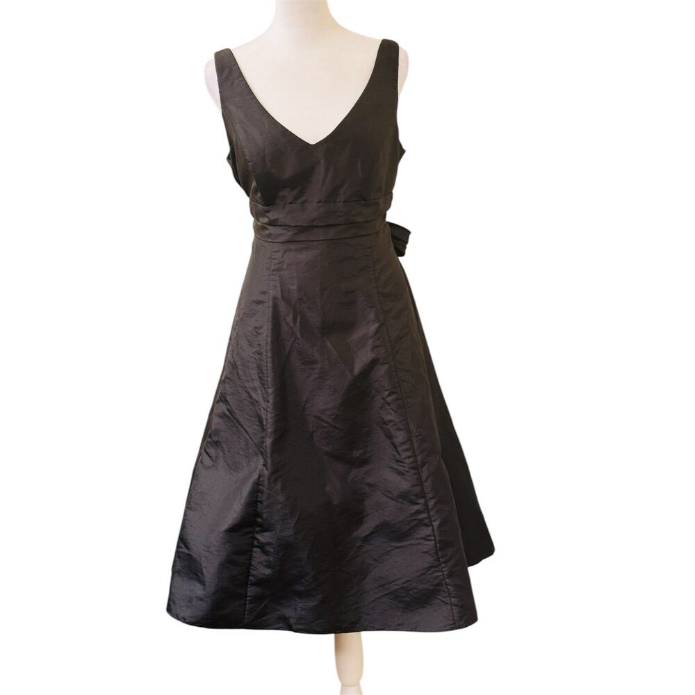 David's Bridal Black Sleeveless A-Line Bridesmaid Formal Dress with Bow Size 10